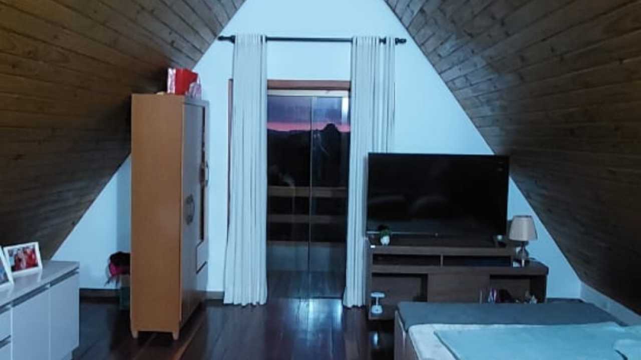 Beleza de verdade é quandoa casa conta a sua história.zip - 13