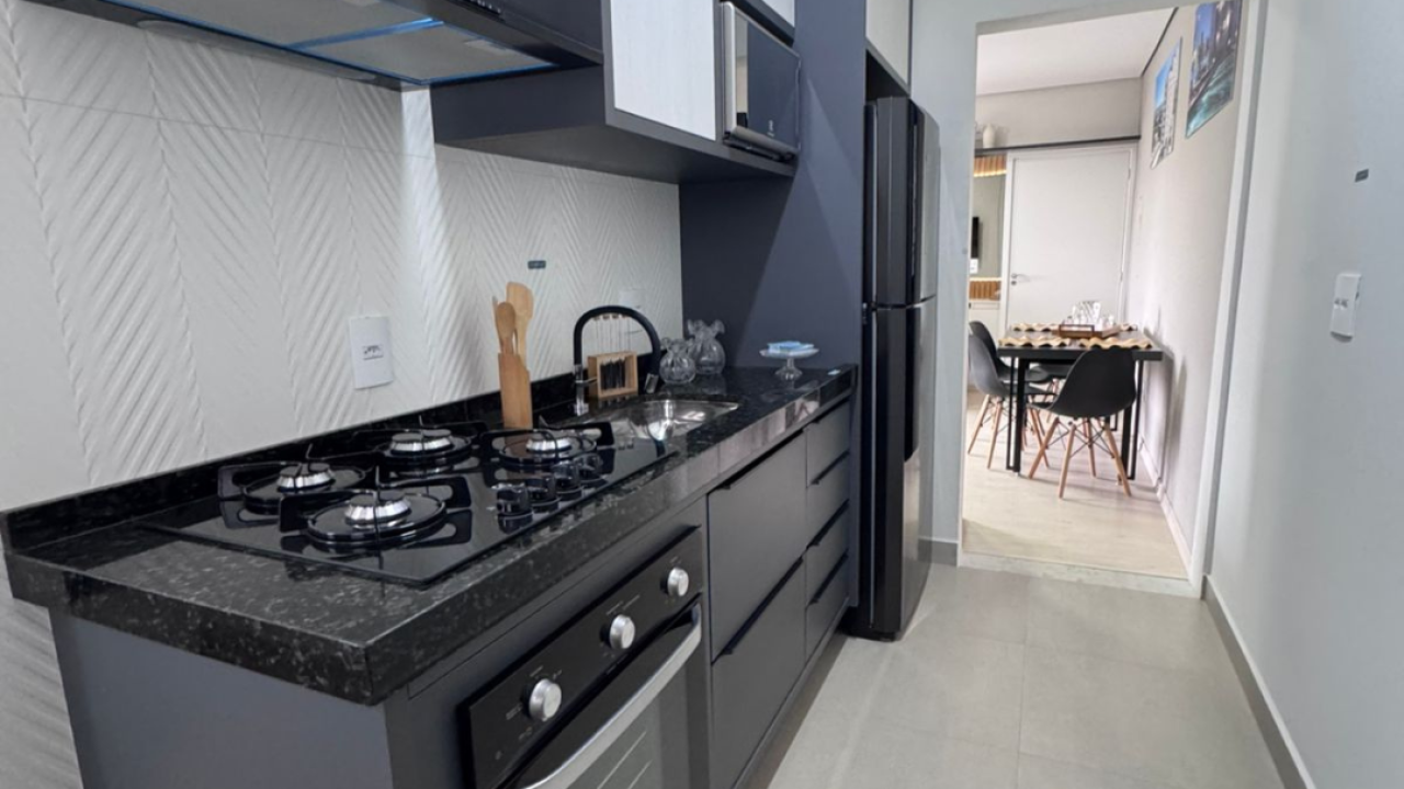 Post de instagram carrossel imobiliária luxo moderno cinza e verde - 14