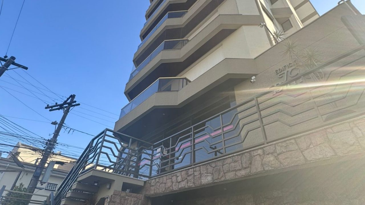 dcaecf73-4403-4985-950d-d664779901e6